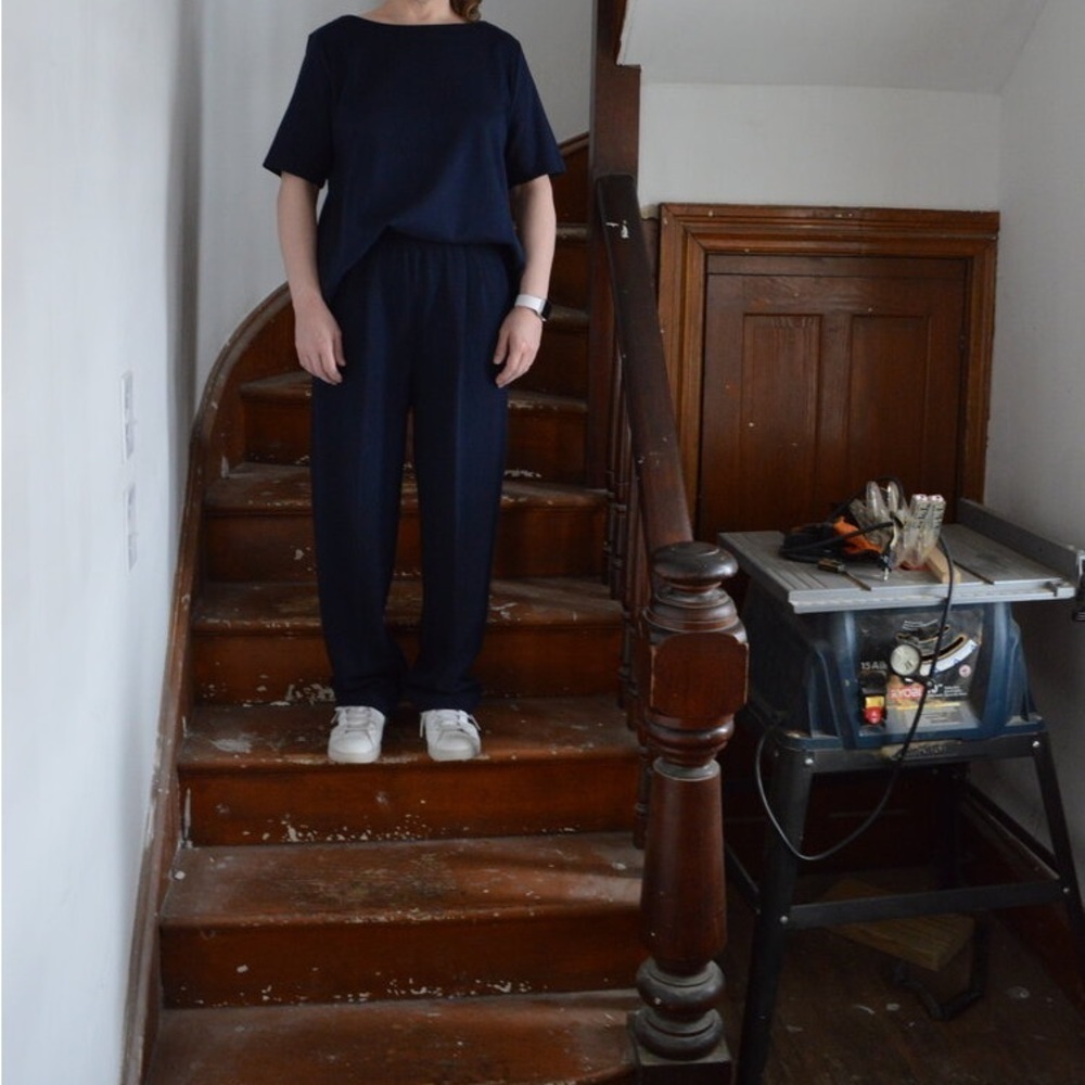 St. John basics black trousers/pants size 6